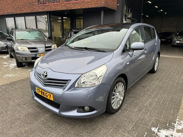 Blauw Occasion 2009 Toyota Verso MPV | € 5.495 (Eerlijke prijs) - Afbeelding 1/4