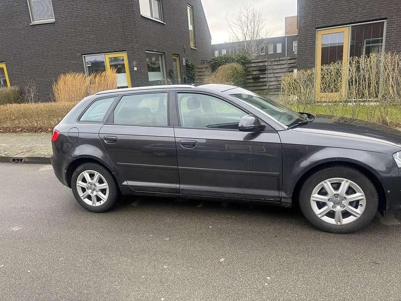 Occasion Audi A3 Ambiente 125 PK (91 kW) 2010 Grijs Stationwagen