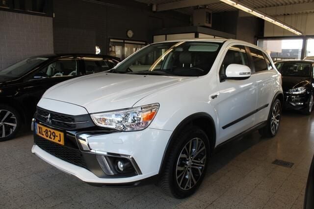 Wit Gebruikt 2019 Mitsubishi ASX SUV | € 17.850 (Iets duurder) - Afbeelding 1/4