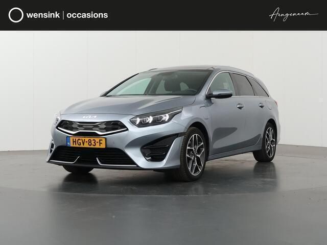 Grijs, metallic lak Gebruikt 2021 Kia Ceed Sportswagon Stationwagen | € 23.435 (Iets duurder) - Afbeelding 1/4