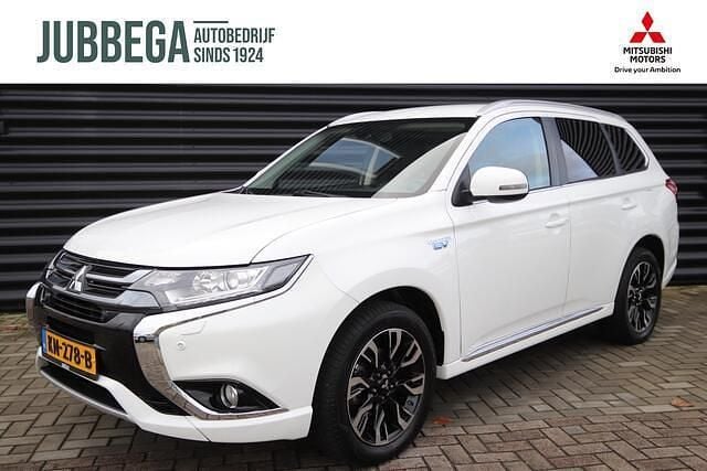Occasion Mitsubishi Outlander Edition 122 PK (89 kW) 2015 Wit SUV