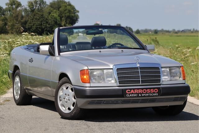 Grijs Gebruikt 1992 Mercedes 300 Cabriolet | € 26.750 - Afbeelding 1/4