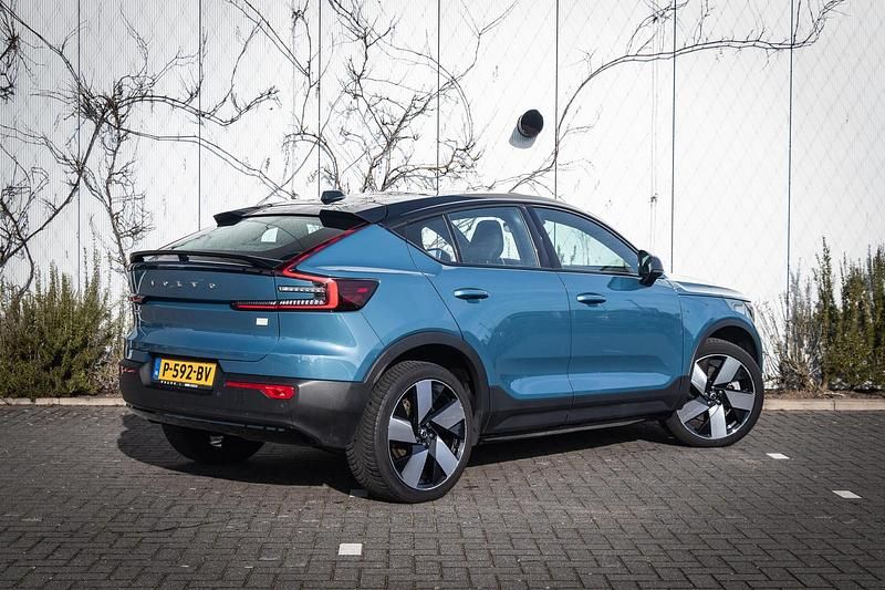 Occasion Volvo C40 300 kW (409 PK) 2021 Blauw SUV