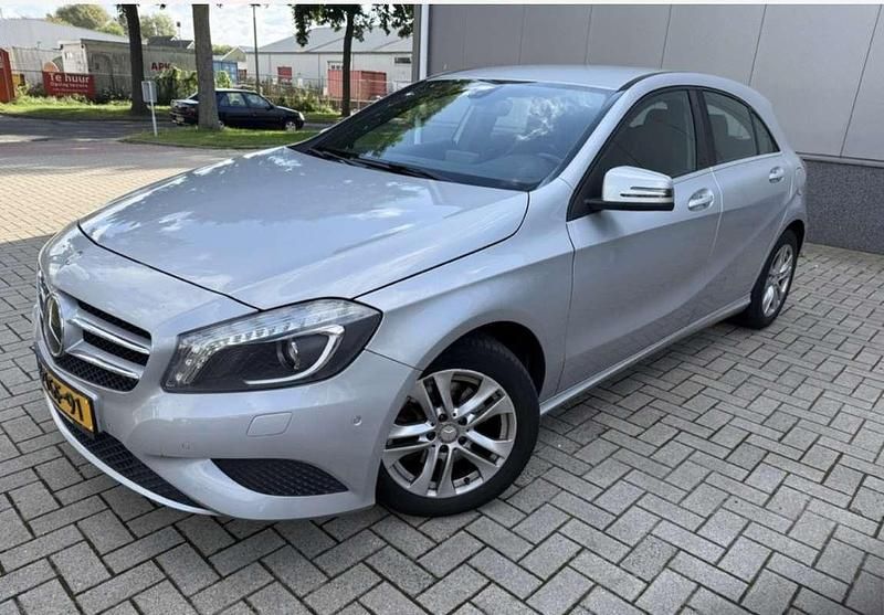 Occasion Mercedes A180 Ambition 122 PK (89 kW) 2014 Grijs Stationwagen