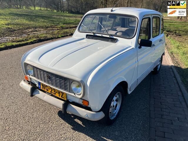 Wit Gebruikt 1985 Renault R4 | € 4.250 - Afbeelding 1/4
