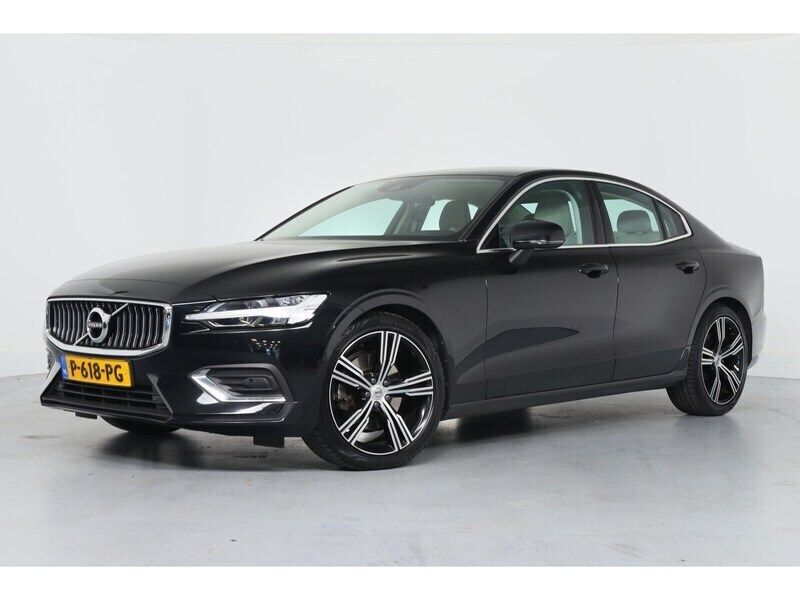 Zwart Gebruikt 2022 Volvo S60 Inscription Sedan | € 29.900 (Goede deal) - Afbeelding 1/4