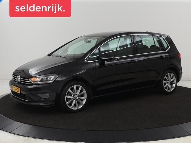 Zwart Gebruikt 2017 VW Golf Sportsvan Highline MPV | € 13.900 (Eerlijke prijs) - Afbeelding 1/4