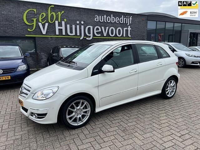 Wit Gebruikt 2011 Mercedes B160 Business MPV | € 5.350 (Goede deal) - Afbeelding 1/4