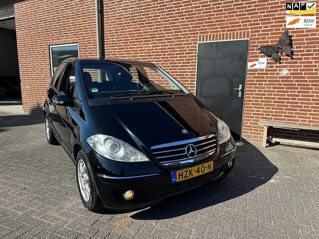 Zwart Gebruikt 2005 Mercedes A170 Classic MPV | € 2.749 (Eerlijke prijs) - Afbeelding 1/4