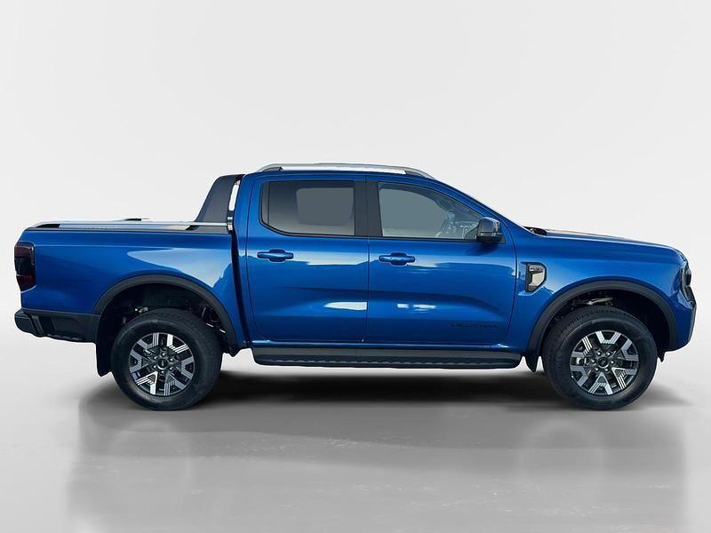 Nieuw Ford Ranger Wildtrack 281 PK (206 kW) 2025 Blue lightning Pickup