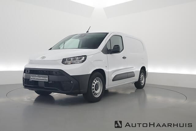 Wit Nieuw 2025 Toyota Proace City City Van | € 24.950 - Afbeelding 1/3