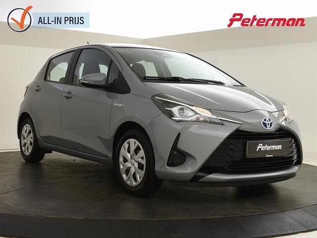 Grijs Occasion 2019 Toyota Yaris Active Hatchback | € 11.699 (Eerlijke prijs) - Afbeelding 1/4