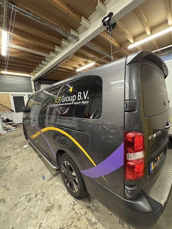 Occasion Opel Vivaro Sport 177 PK (130 kW) 2020 Grijs MPV