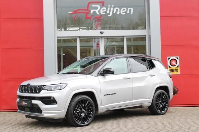 Grijs Gebruikt 2023 Jeep Compass SUV | € 31.495 (Eerlijke prijs) - Afbeelding 1/4