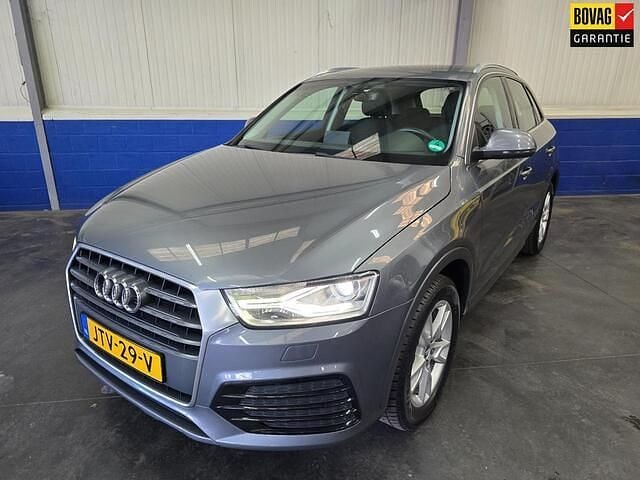Grijs Occasion 2018 Audi Q3 Design SUV | € 18.750 (Goede deal) - Afbeelding 1/4