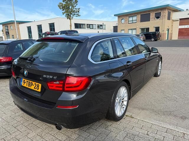 Occasion BMW 535 Executive 313 PK (230 kW) 2013 Grijs Stationwagen