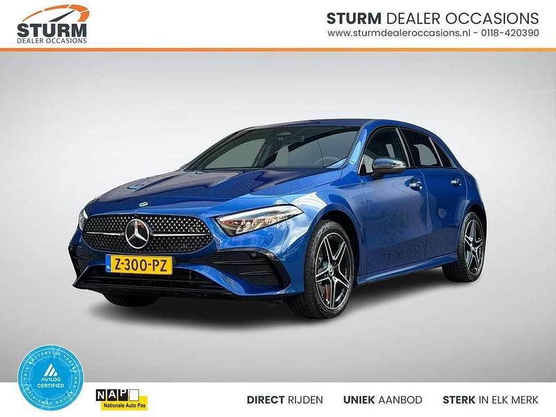 Hatchback Gebruikt 2024 Mercedes A250 AMG line Hatchback | € 35.690 (Eerlijke prijs) - Afbeelding 1/4