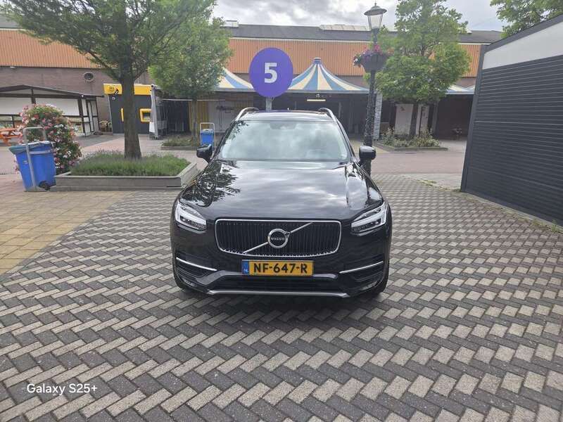 Zwart Gebruikt 2017 Volvo XC90 SUV | € 32.500 (Iets duurder) - Afbeelding 1/4