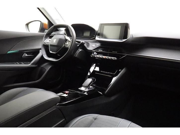 Occasion Peugeot e-2008 Allure 100 kW (136 PK) 2021 Oranje SUV