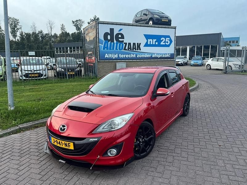 Rood Gebruikt 2009 Mazda 3 Hatchback | € 8.449 (Eerlijke prijs) - Afbeelding 1/4