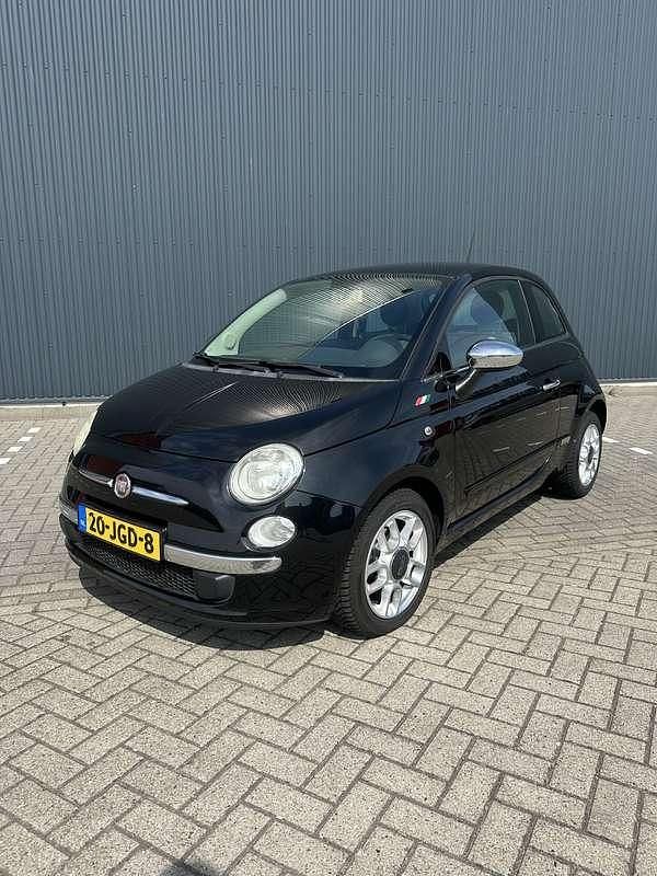Zwart Gebruikt 2009 Fiat 500 Lounge Hatchback | € 3.800 (Eerlijke prijs) - Afbeelding 1/4