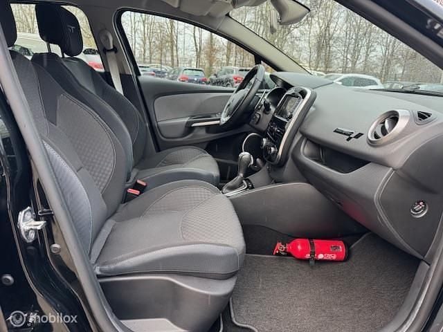 Occasion Renault Clio GrandTour GT-Line 120 PK (88 kW) 2015 Zwart Stationwagen