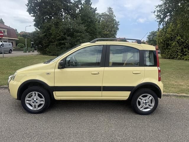 Occasion Fiat Panda 4x4 Climbing 60 PK (44 kW) 2005 Geel Hatchback