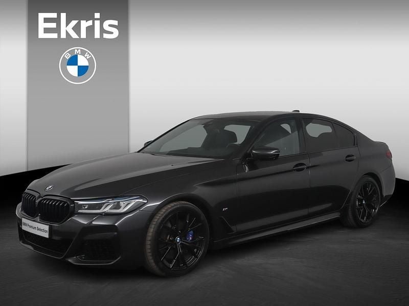 Grijs Gebruikt 2021 BMW 530 Comfort Edition Sedan | € 43.900 (Duur) - Afbeelding 1/4