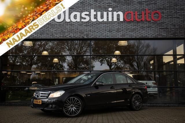 Zwart, metallic lak Gebruikt 2011 Mercedes C180 Business Sedan | € 4.850 (Eerlijke prijs) - Afbeelding 1/4