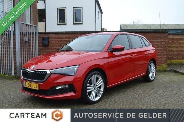 Rood Gebruikt 2021 Skoda Scala Business Line Hatchback | € 18.995 (Goede deal) - Afbeelding 1/4