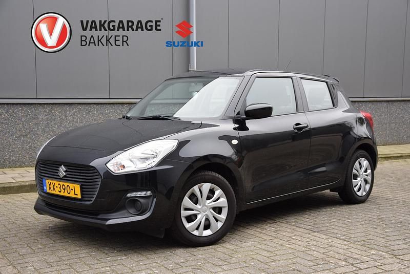Zwart Occasion 2019 Suzuki Swift Comfort Hatchback | € 12.400 (Goede deal) - Afbeelding 1/4