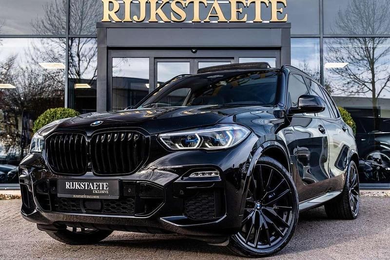 Zwart Occasion 2020 BMW X5 Executive SUV | € 52.900 (Eerlijke prijs) - Afbeelding 1/4