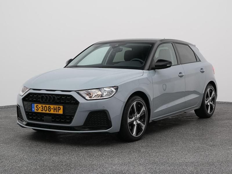 Grijs Occasion 2023 Audi A1 Advanced Hatchback | € 22.750 (Super prijs) - Afbeelding 1/4