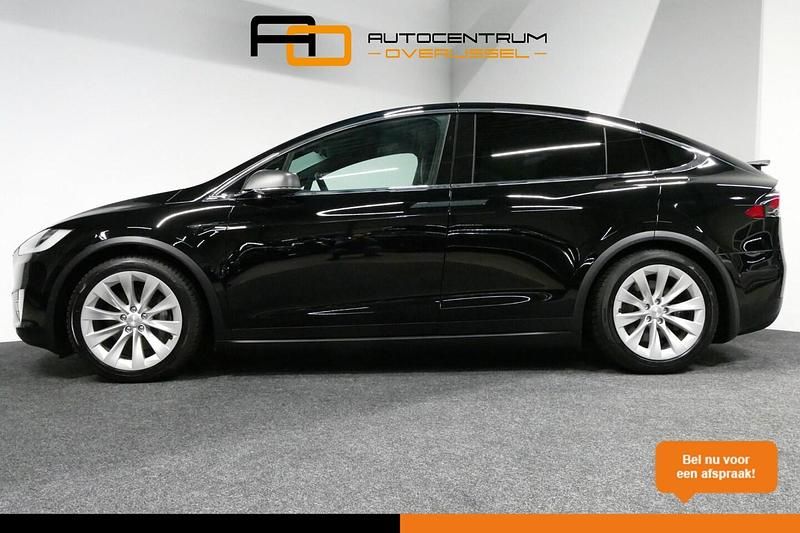 Zwart Gebruikt 2019 Tesla Model X SUV | € 35.850 - Afbeelding 1/4
