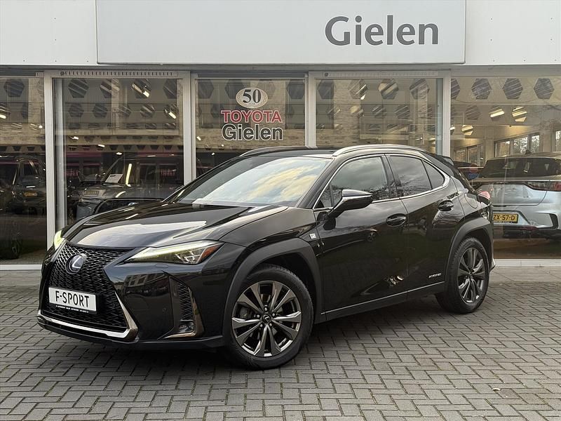 Zwart Gebruikt 2019 Lexus UX Sport Line SUV | € 27.400 (Eerlijke prijs) - Afbeelding 1/4