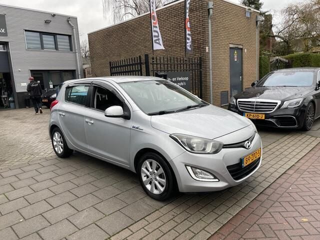 Occasion Hyundai i20 86 PK (63 kW) 2013 Grijs Hatchback