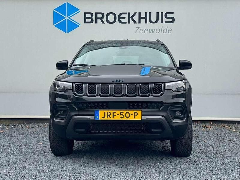 Occasion Jeep Compass Trailhawk 241 PK (177 kW) 2024 Zwart SUV
