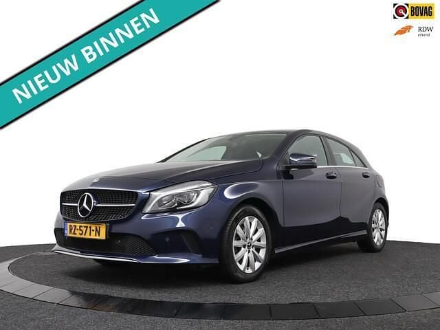 Occasion Mercedes A160 Ambition 102 PK (75 kW) 2018 Blauw Hatchback