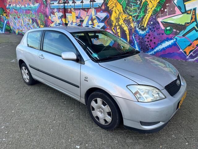 Occasion Toyota Corolla Terra 97 PK (71 kW) 2002 Grijs Hatchback