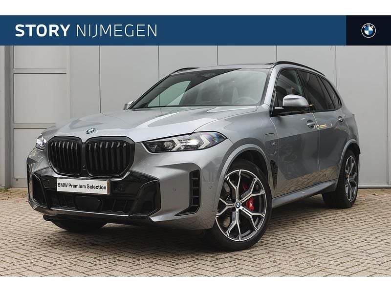 Grijs Gebruikt 2024 BMW X5 Executive SUV | € 95.950 (Eerlijke prijs) - Afbeelding 1/4