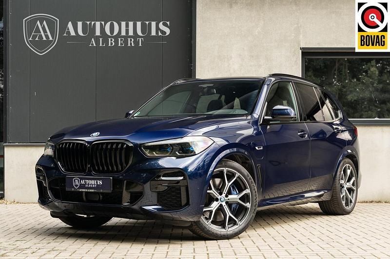Blauw Gebruikt 2022 BMW X5 M Sport SUV | € 63.950 - Afbeelding 1/4