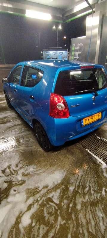 Blauw Gebruikt 2009 Suzuki Alto Hatchback | € 4.500 (Iets duurder) - Afbeelding 1/4