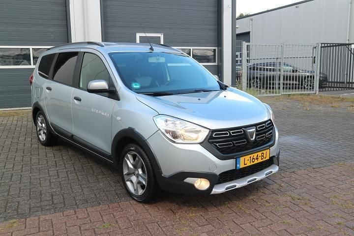 Occasion Dacia Lodgy Stepway 131 PK (96 kW) 2020 Grijs MPV