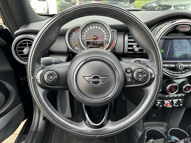 Occasion Mini One Cabriolet Pepper 102 PK (75 kW) 2020 Zwart Cabriolet