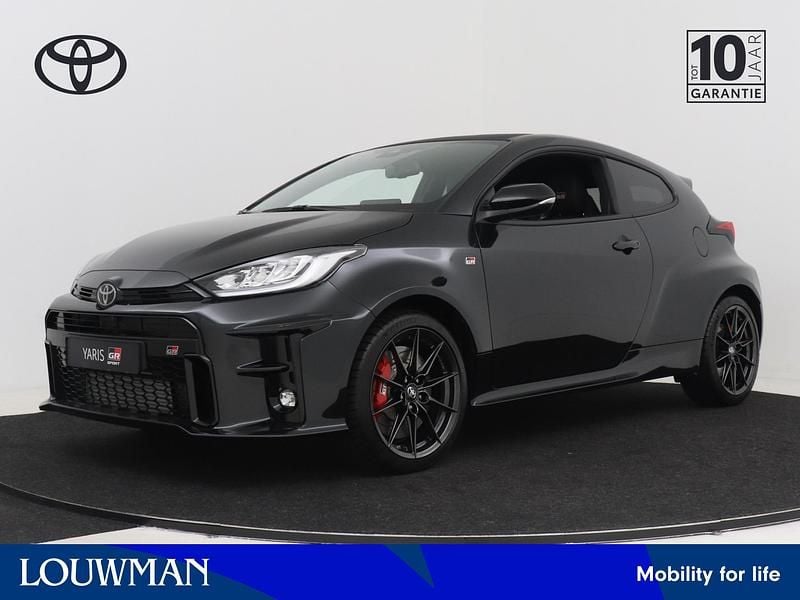 Zwart metallic Nieuw 2025 Toyota Yaris Hatchback | € 68.995 - Afbeelding 1/4