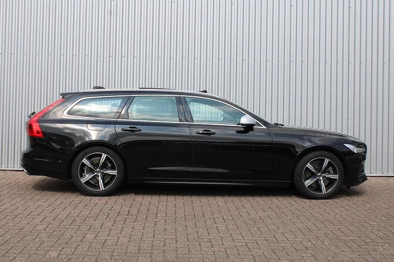 Occasion Volvo V90 Business Edition 191 PK (140 kW) 2018 Zwart (metallic) Stationwagen