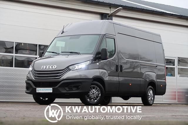 Grijs Nieuw 2024 Iveco Daily Van | € 41.493 (Eerlijke prijs) - Afbeelding 1/3