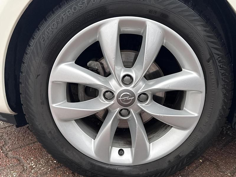 Occasion Opel Adam Jam 90 PK (66 kW) 2017 Wit Hatchback