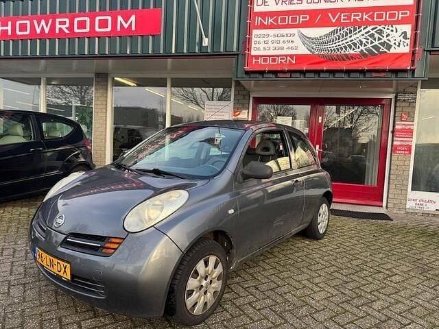 Grijs Occasion 2003 Nissan Micra Visia Hatchback | € 500 (Super prijs) - Afbeelding 1/4