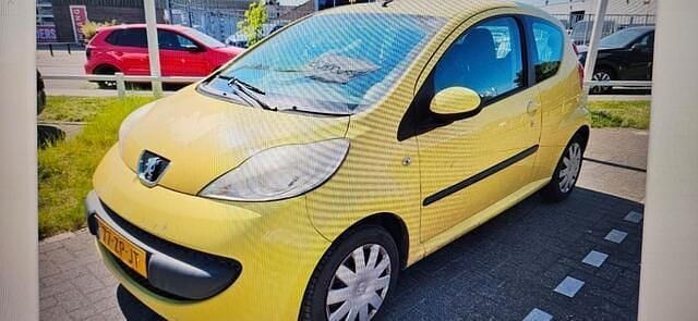 Geel Gebruikt 2008 Peugeot 107 Hatchback | € 525 (Super prijs) - Afbeelding 1/4